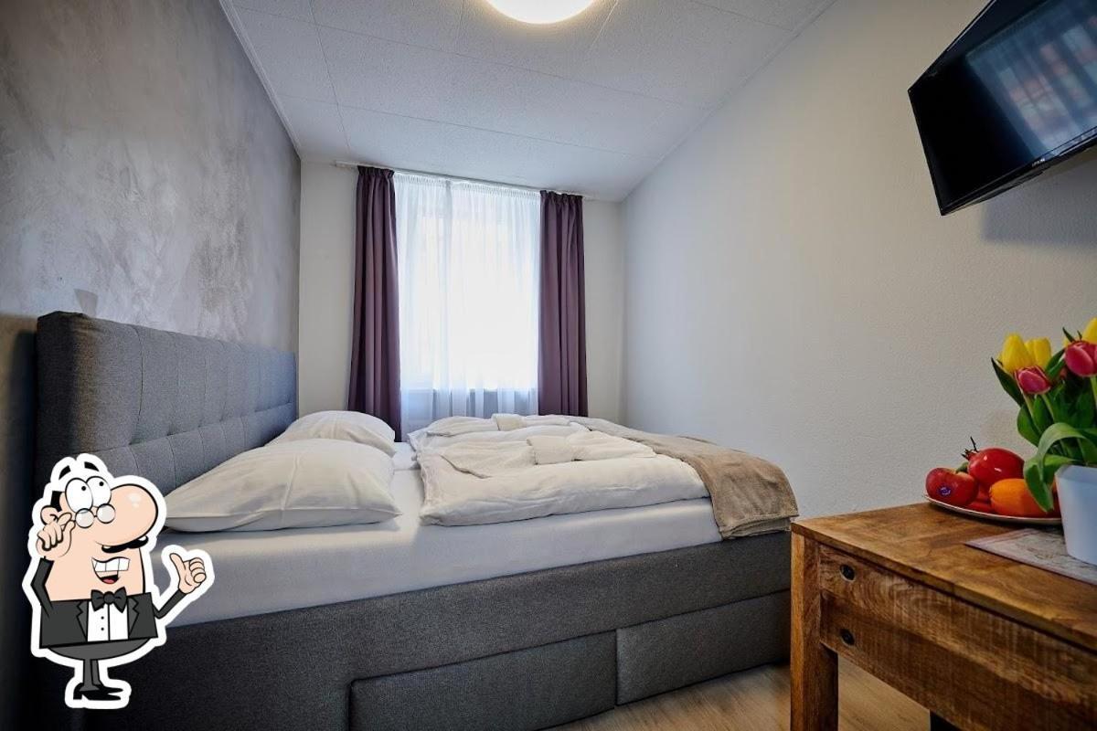 Hotel Giamas Штраубинг Экстерьер фото
