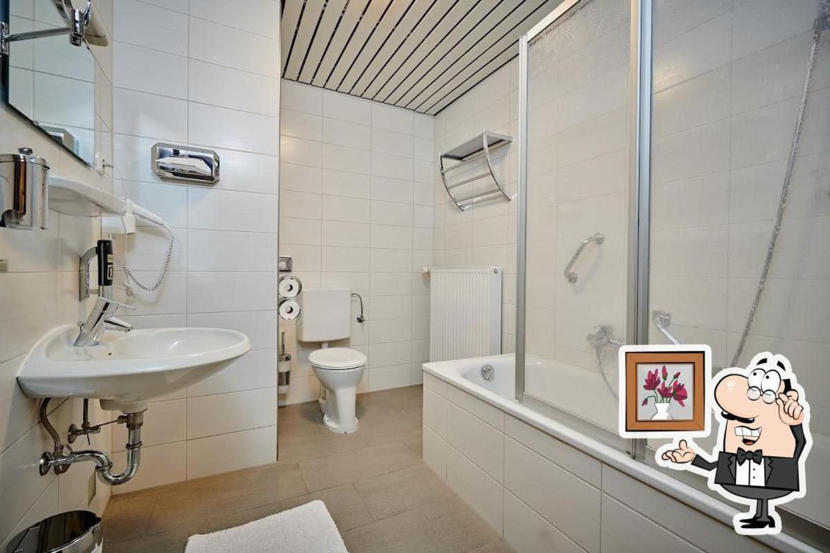 Hotel Giamas Штраубинг Экстерьер фото