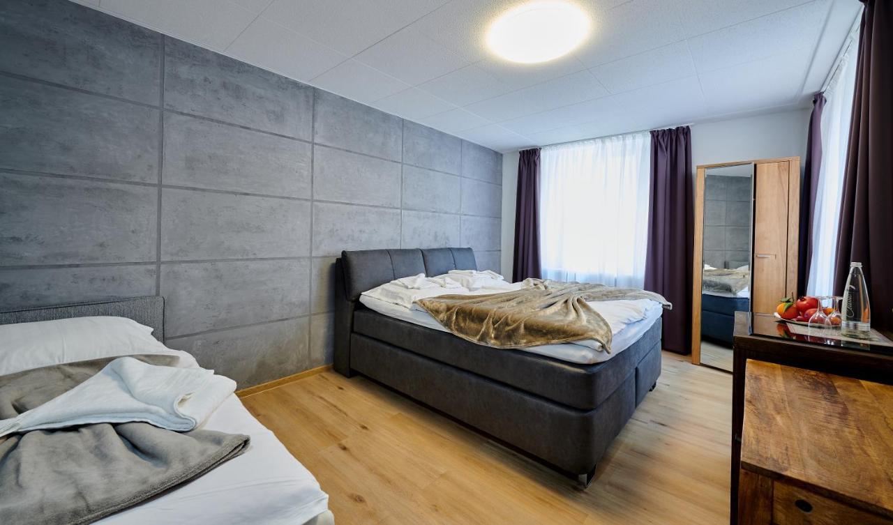 Hotel Giamas Штраубинг Экстерьер фото